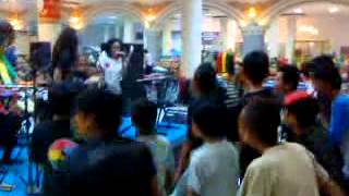 Download lagu Asap Uye Bersamamu mp3