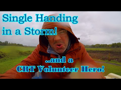 #80 Narrowboat Single Handing up locks. This is how I do it! Also a tribute to the CRT Volunteers.