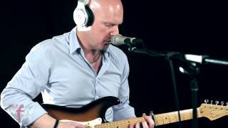 Philip Selway - "Coming Up for Air" (Live at WFUV)