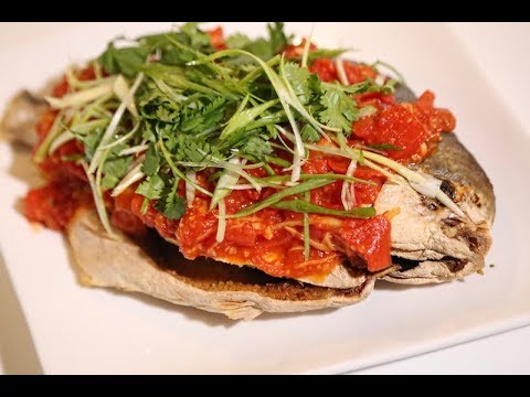 Traditional Cambodian recipes: Trey Jein Ju | Fried Fish w/ Tomato Sauce