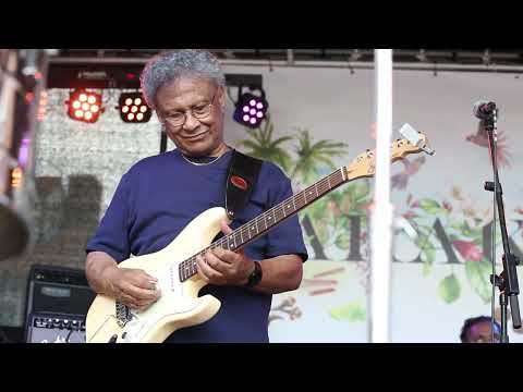 Mobilae  - Rudy de Queljoe & Massada