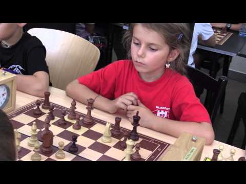 5.5.  Mikołaj Grzybek  - Barbora  Obročníková 1 - 0