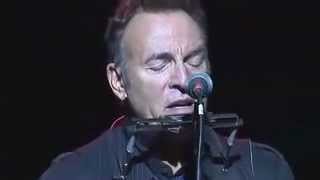 Land of hope &amp; dreams ( pro shot ) stand up for heros - bruce springsteen