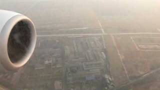 preview picture of video 'landing at Dalian airport'