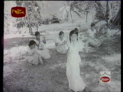 "Sudu Sanda Eliye" - Indrani Wijebandara (Senaratne) (Rekawa, 1956)