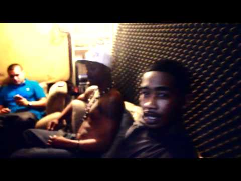 Young Bam & Ike - Im On ( Freestyle Video )
