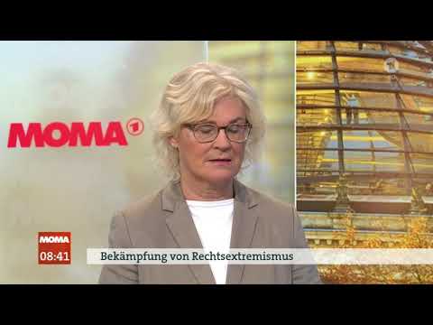 Margot Honecker -SPD- und die Konterrevolutionäre bei der Demo Berlin @b2908!