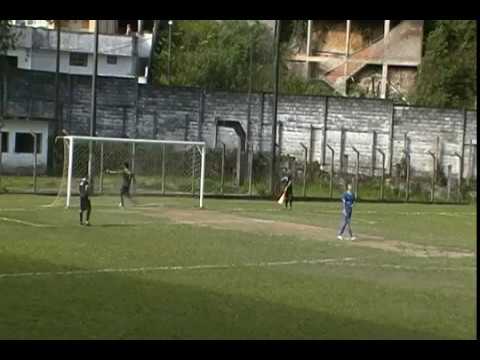 Ceres X serrano destupa no pênaltis