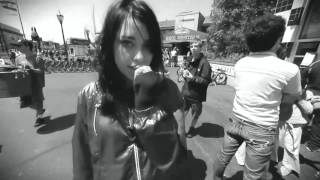 ZHU Superfriends Official Video