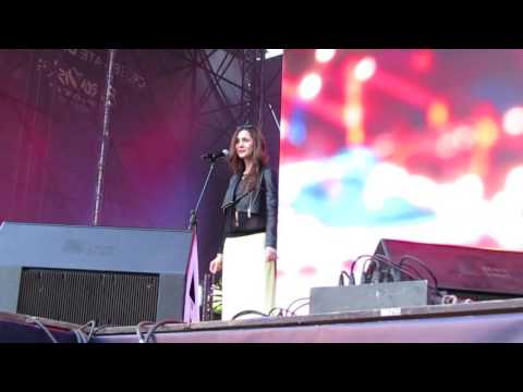 ESCKAZ in Kyiv: Martina Bárta - Have You Met Sir Jones (in Eurovillage)