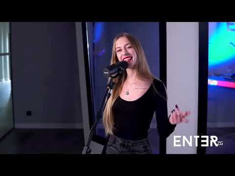 Mashup Tjedna - Sara Kajari