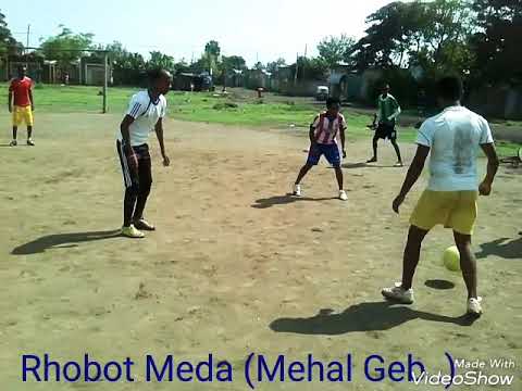 Amazing Ethiopian 'mehal-geb' by Young Boys!! (Rhobot Meda, Hawassa City Ethiopia)