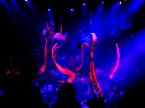 Coco Bongo Cancun 2011   Robert Miles