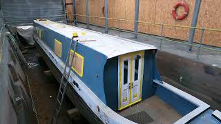 SandBlasting 2x narrow boats tops point of view (POV)