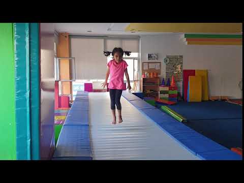 TRAMBLİNDE DİZE VE L DE OTURUŞ