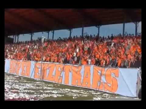 24 IV 2010 - Chrobry Głogów - Górnik Wałbrzych .wmv