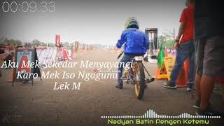 Download lagu Story wa kekinian keren terbaru Drag bike.. mp3