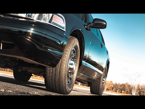 2004 Crown Vic P71 Custom Exhaust - Warm Start & Revs