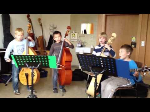 Denkt Euch nur der Frosch ist krank!