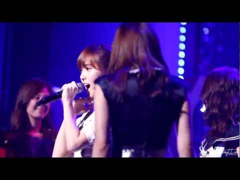 120901 SNSD Jessica Look concert "The boys"