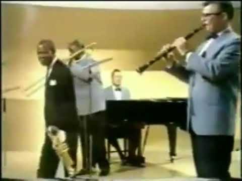 lawak berus gigi!!! louis armstrong