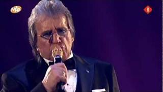 Lee Towers & L.A.: The Voices - The impossible dream - One night only 12-11-11 HD