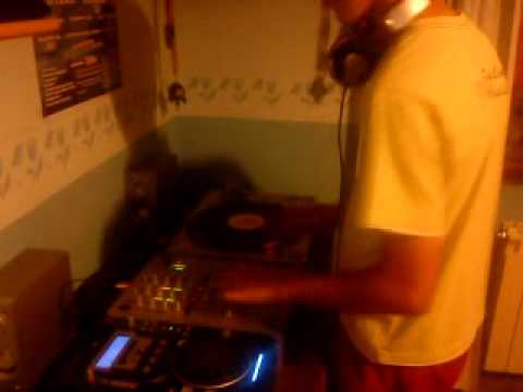 Gemeliyo & Borja - Mezcla a Platos -