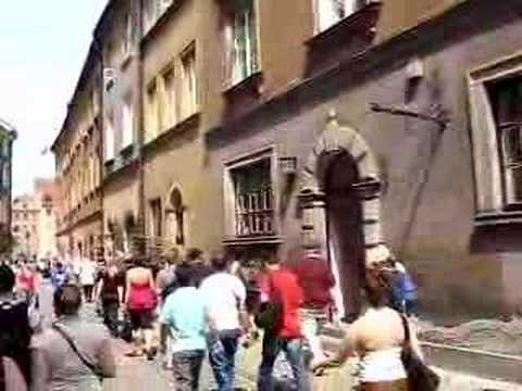 eastern roads 2007 - warsaw / walking