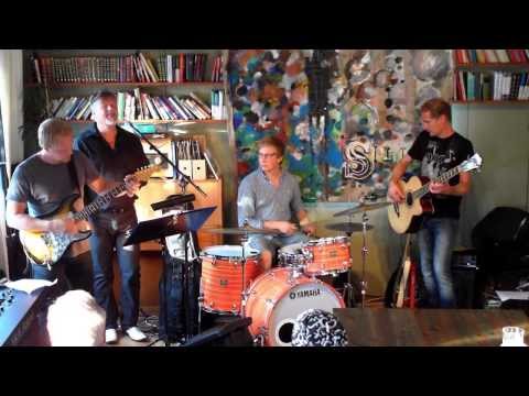 Ari Klem & The Flakes