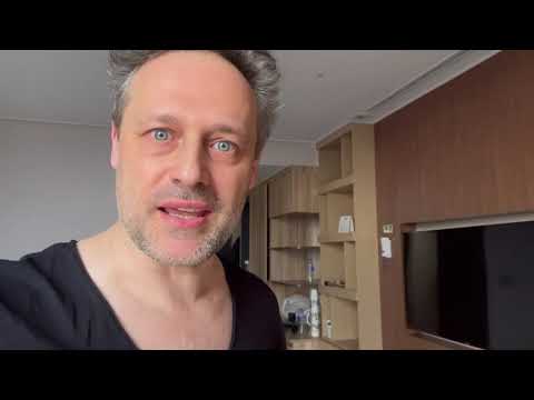 Offstage: Quarantine in Korea - Day 3(burning glas)