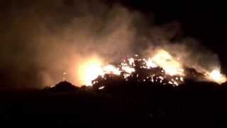 preview picture of video 'Zeer grote brand in een schuur aan de Postweg in Yerseke.'