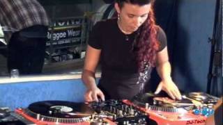 DJ Lisa Bueno
