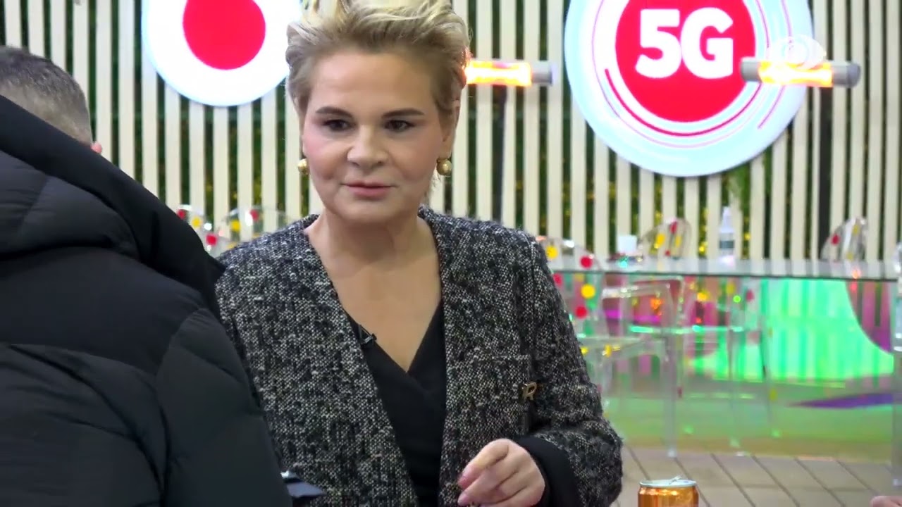 Monika Kryemadhi 'ngacmon' Mirin dhe Rogertin gjatë sfidës