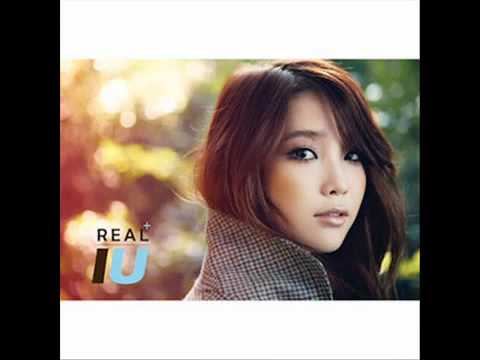 IU - 나만 몰랐던 이야기 (With Pianist Kim Gwang Min )