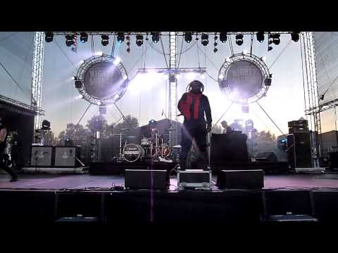 Skindred - Trouble ( live @ Mighty Sounds - 2013 )