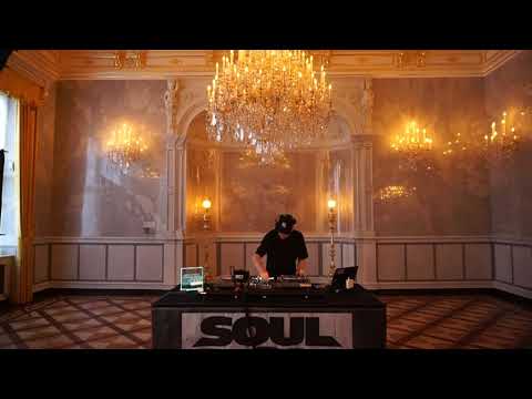 (LIVE) CLASSIC MEETS HIPHOP w/ DJ ACCESS - SOULBOX ROYAL EDITION - Residenzschloss Dresden