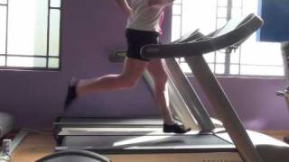 Correcting Running Technique: Forefoot or Pose Running.m4v