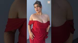 Curvy Model Eva Teresa Shows How to Embrace Your Beauty!🔥 #thecurve #curvyfashion #plussizefashion