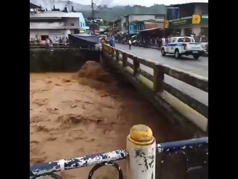 SOS río Caluma a punto de desbordar