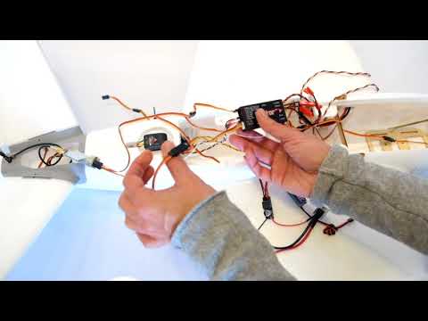 FPV full electronics setup with Eagletree Vector and DragonLink (XUAV Clouds)