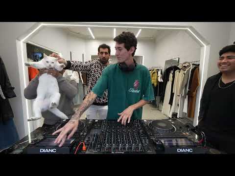 001 PROPERLY COFFEE PARTY | LE CUBE SET