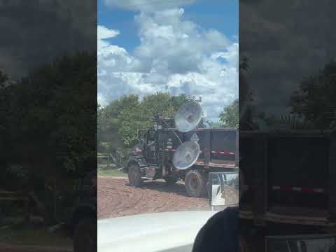 Descargue de material para replanteo de plataforma petrolífera- orocue casanare