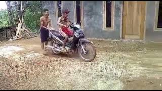 Download lagu Komik Timor leste mp3
