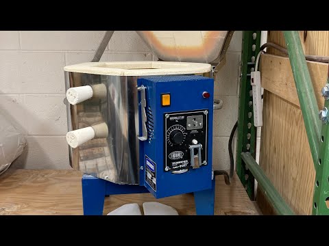 Firing Dr. Fauci (Cress cone sitter test kiln at IUS Ceramics)