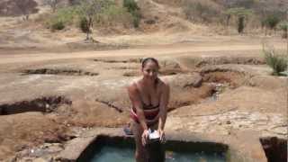 preview picture of video 'Hot spring - El Tubo, Zorritos, Peru, South America'