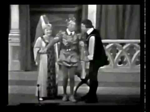 Latabár Kálmán Zentai Anna Oszvald Gyula -  Jelenet a Boccaccio c. operettből