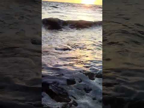 sun set..🌞🌥️ #waves #beach #srilanka #negombo #travel #foryou #viral