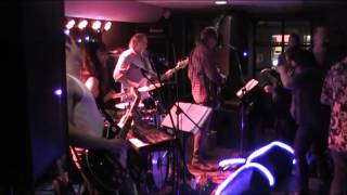 BLÅ MÅNDAG X-tra nr: STATEN OCH KAPITALET - MOV039