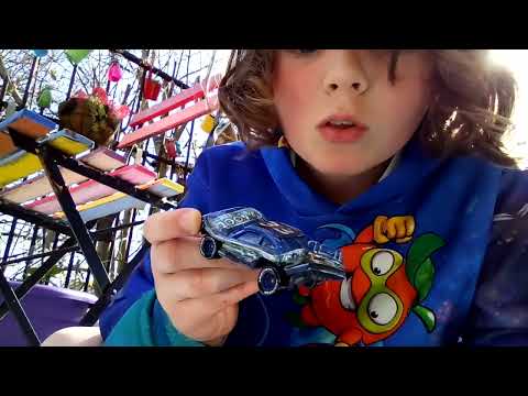 Review of extremely rare Disney car 'race damaged mood springs'