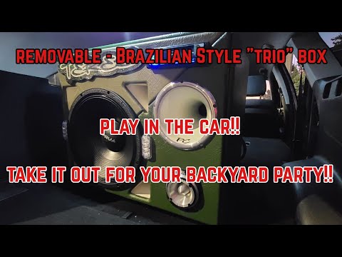 Removable Brazilian style "Trio" box with PRV Audio Subwoofer in a Kia Sorrento